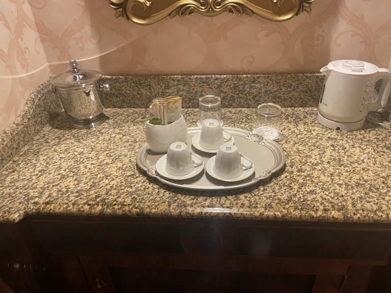 ミニバー・カフェコーナー(1)