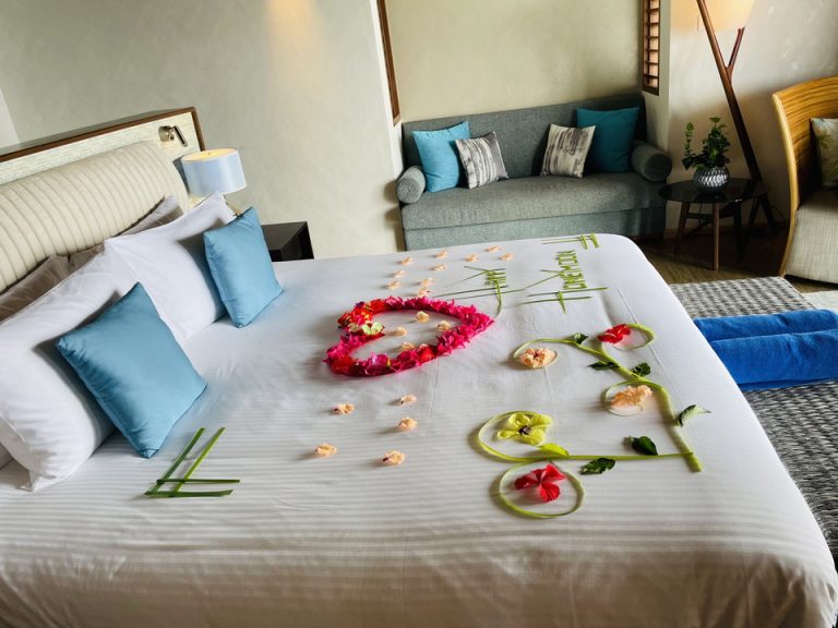 ベッドからソファ