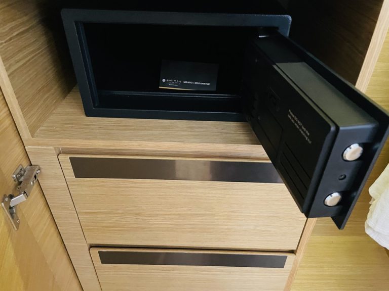 セーフティボックス中