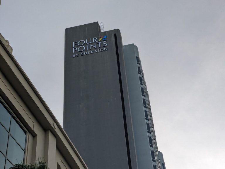 ホテルのロゴ(1)