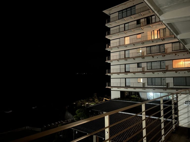 部屋からの眺望_夜間