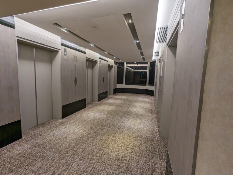 エレベーターホール客室階