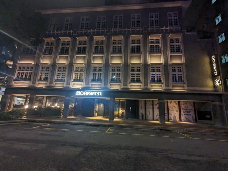 建物外観(夜)