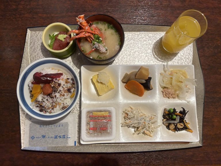朝食バイキング