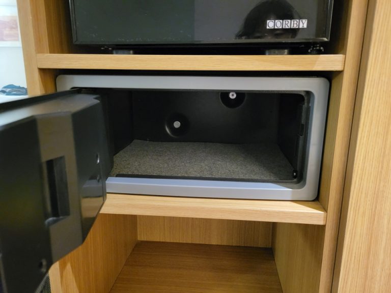 セーフティーボックス