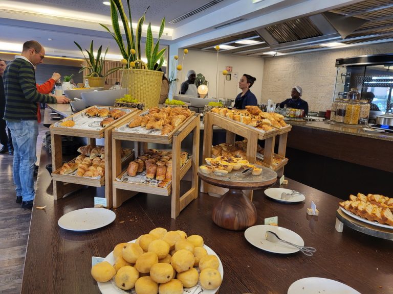 朝食ビュッフェ(1)