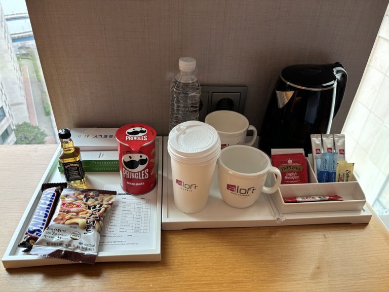 ミニバー・カフェコーナー(グラス・カップ)