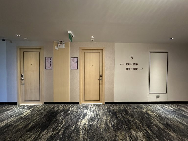 客室階廊下(1)