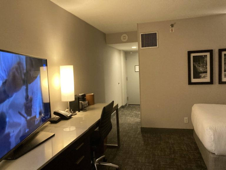 客室窓から全体