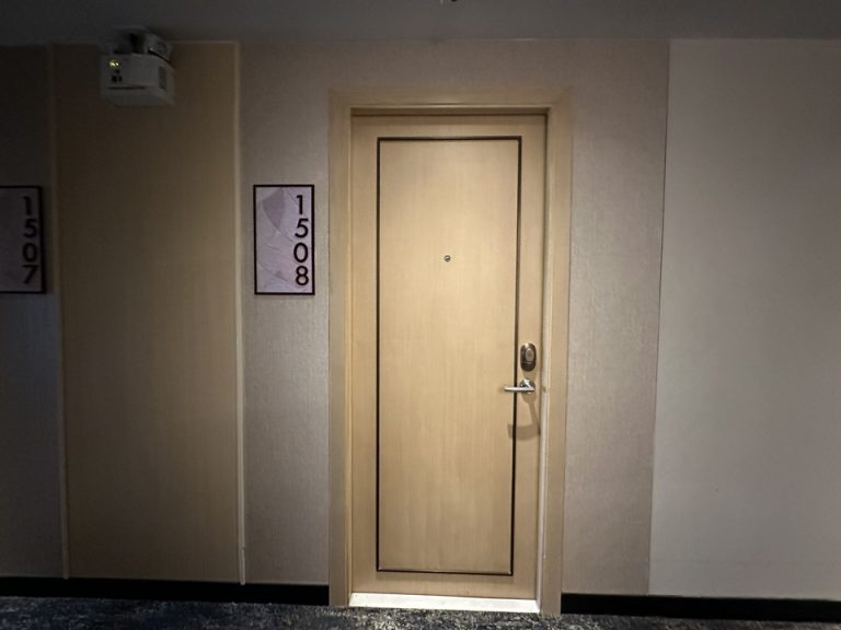 外ドア