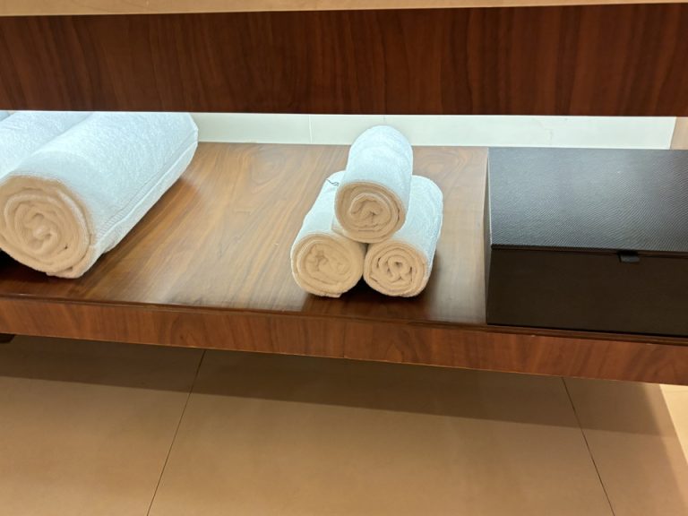 洗面台下タオル