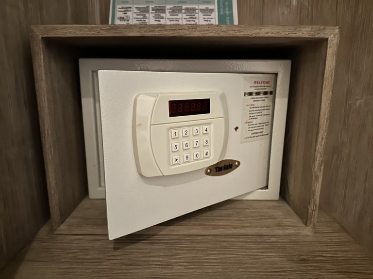 セーフティーbox外側