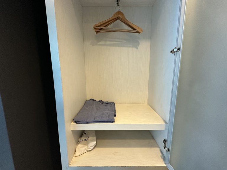 クローゼット内側(3)