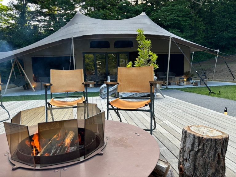 焚き火ラウンジ