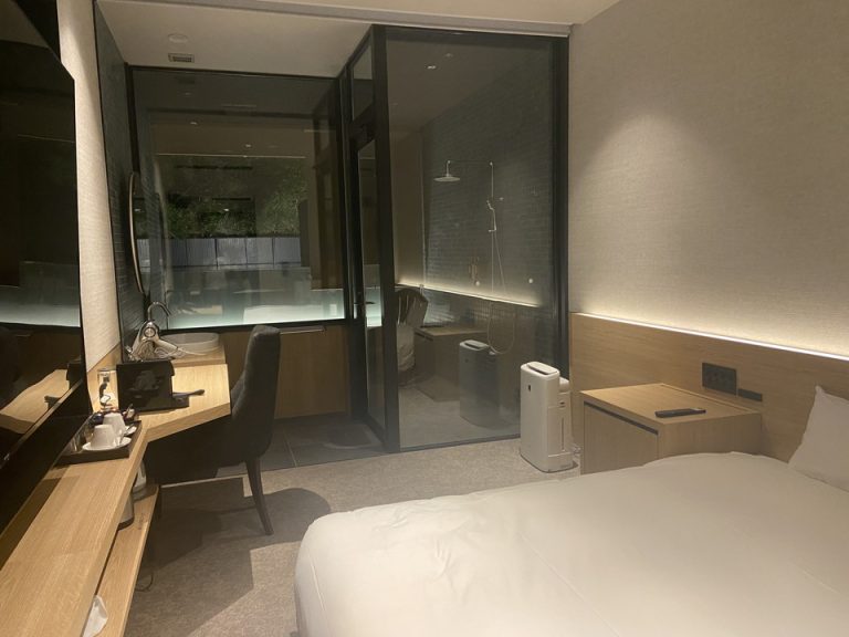 客室全体