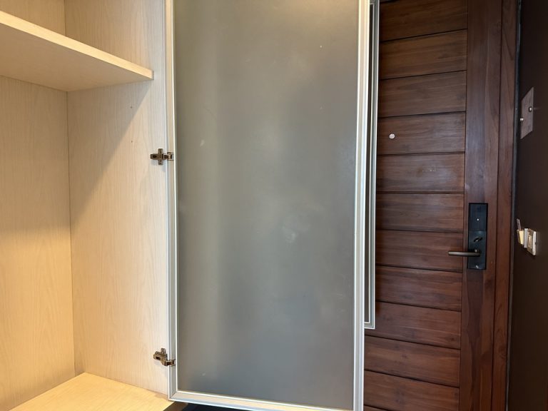 クローゼット内側(2)