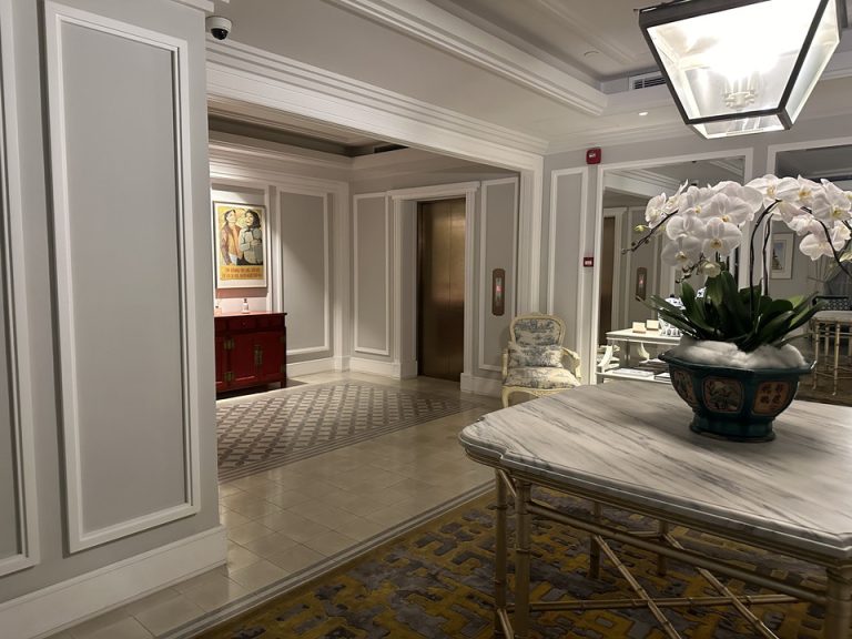 エレベーターホール客室階