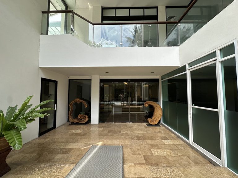 エントランス(1)