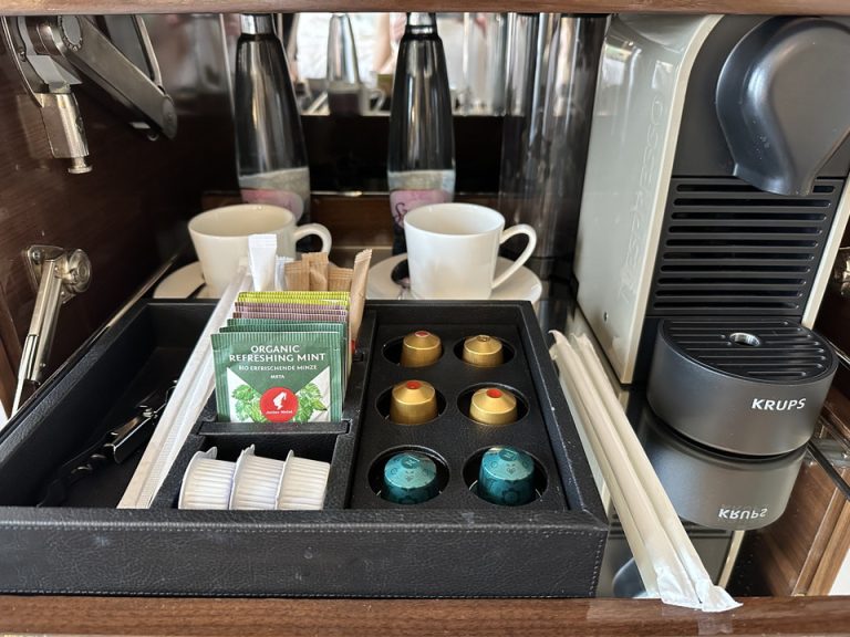 カフェコーナー