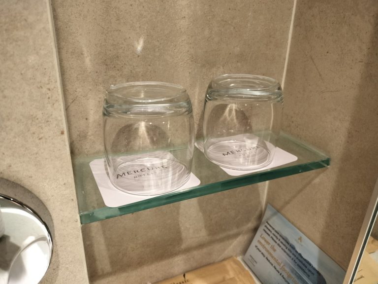 グラス