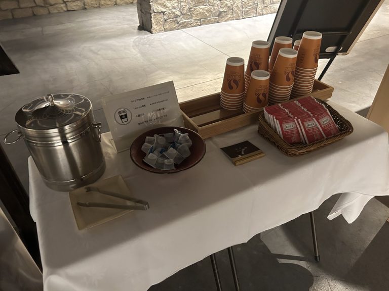 ラウンジ_ティーバッグ