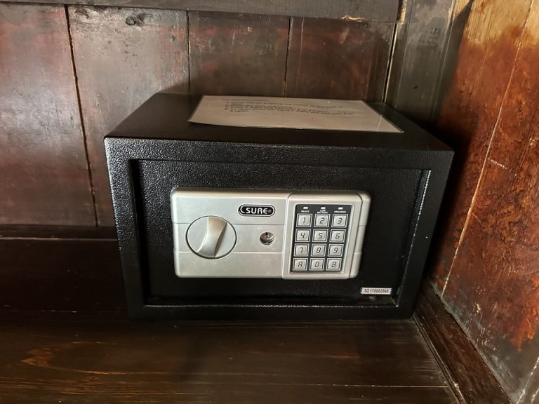 セーフティーbox外側