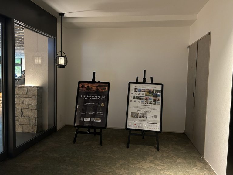 エレベーターホール_フロント客室階