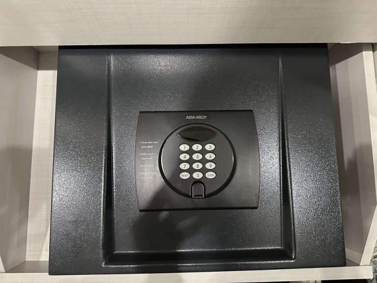 セーフティボックス閉