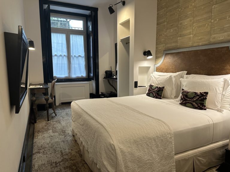 客室全体(窓側方向)