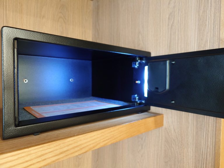 セーフティーボックス開①