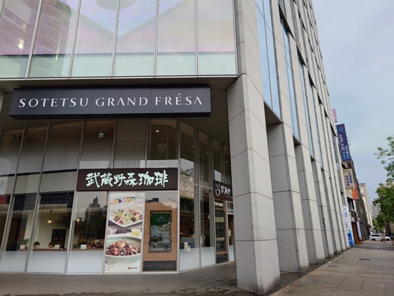 朝食会場入口②(1)