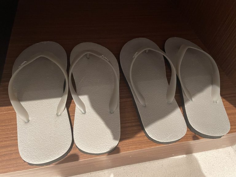 ルームシューズ