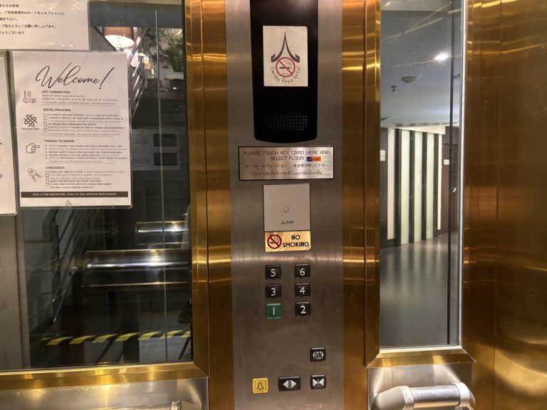 エレベーター階数ボタン②