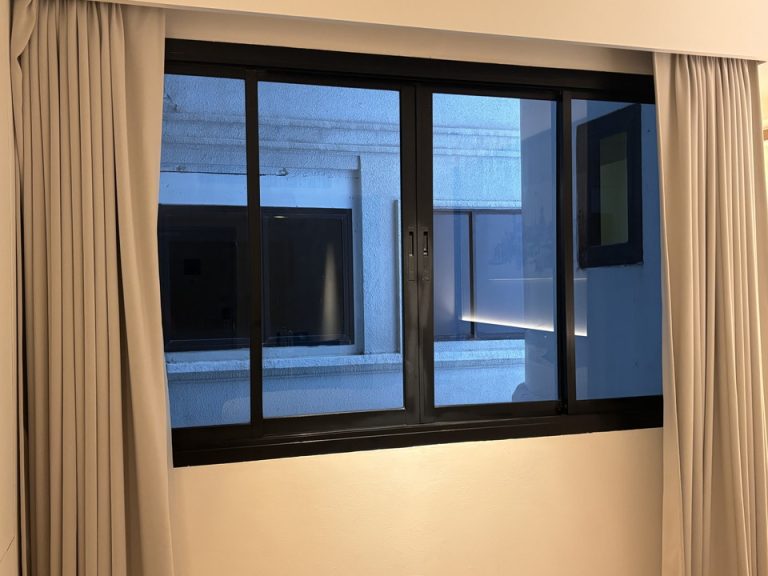 客室窓④