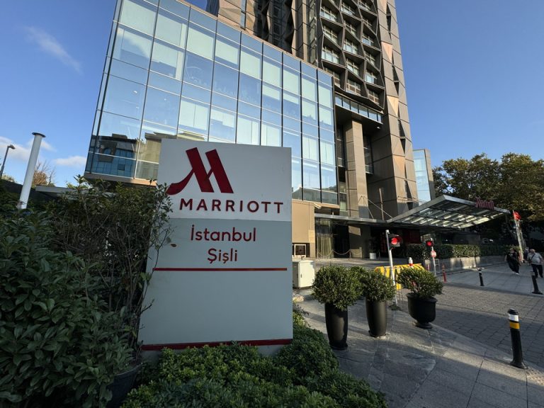 ホテル外観・エントランス外観