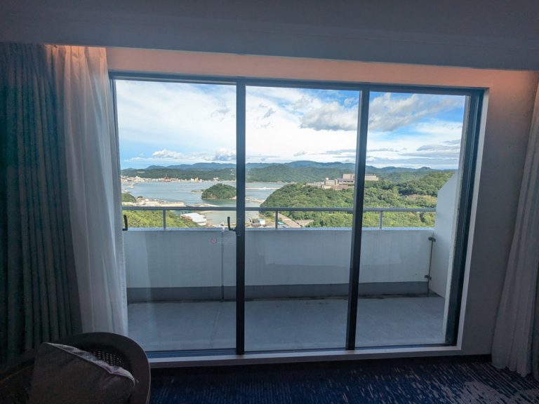 客室窓(オーシャンビュー)