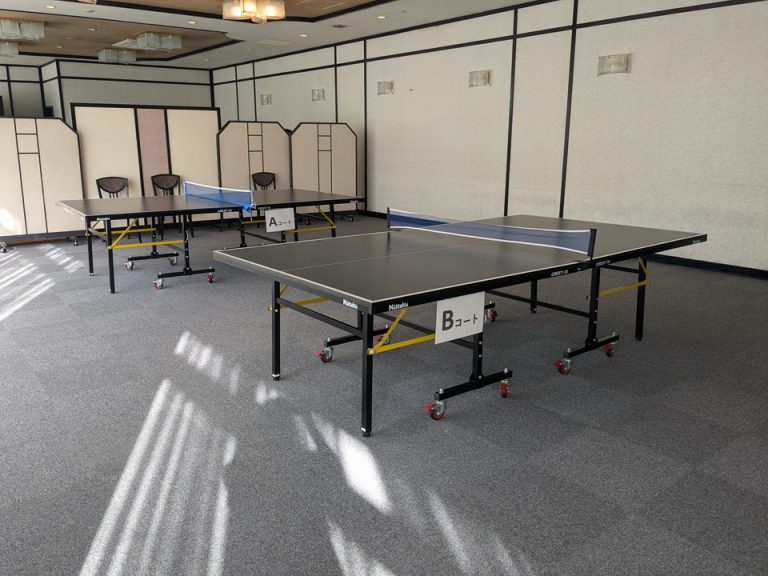 1階に卓球室(3台)30分or50分無料