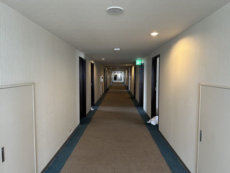 客室階廊下全体