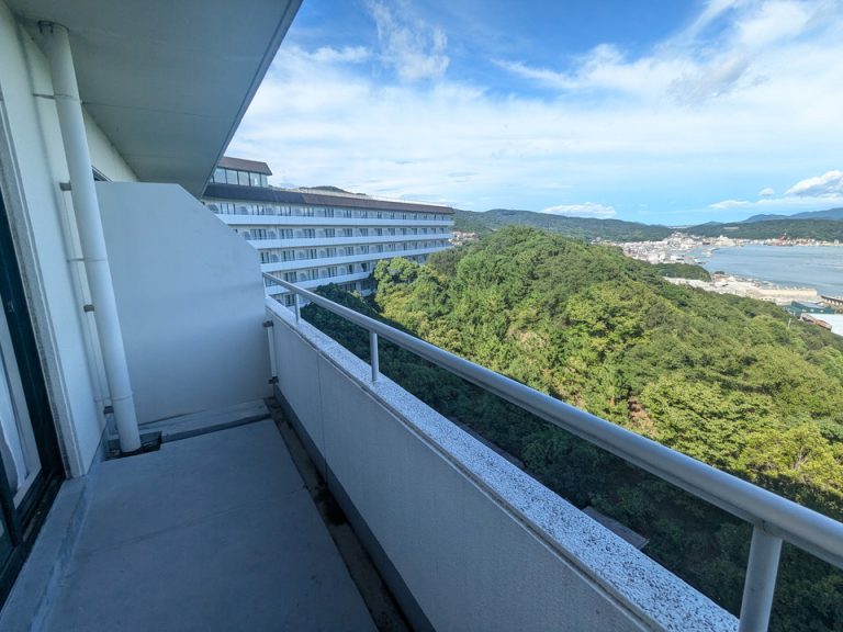 バルコニーからの眺望昼