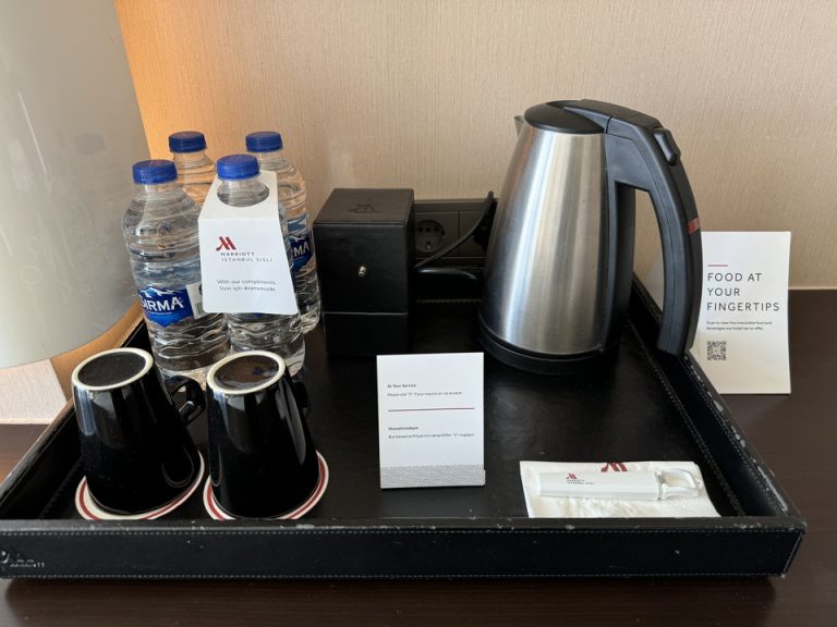 グラス・カップ(1)