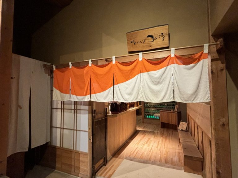 レストラン入口夕食2