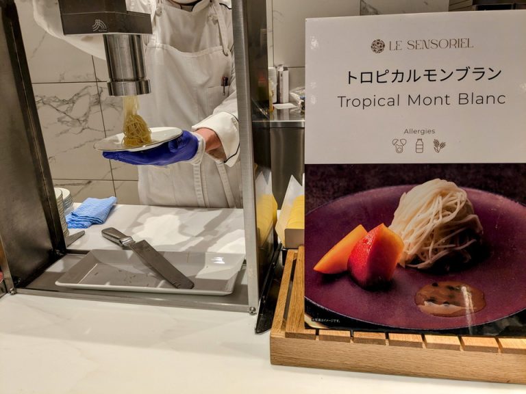 【夕食】搾りたてモンブラン中にマンゴーが入っていました