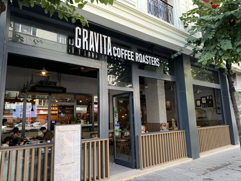 ホテル周辺・カフェ