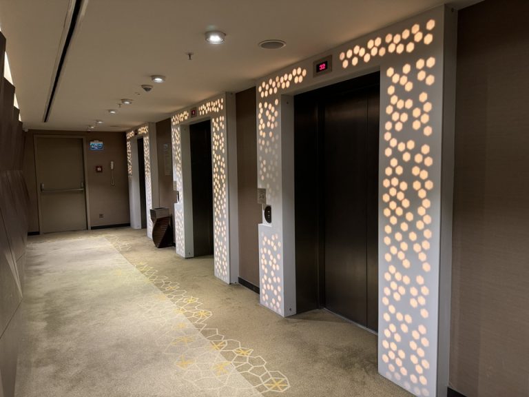 エレベーターホール客室階