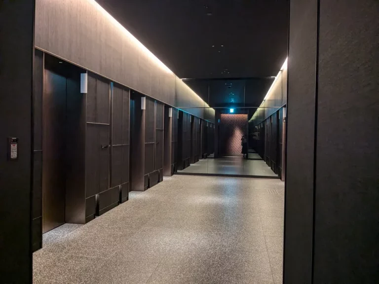 エレベーターホールロビー階(1階⇔29階)