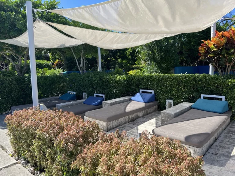 プールサイド②