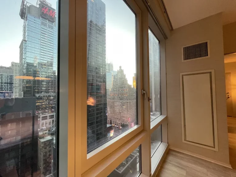 部屋からの眺望_昼(3)