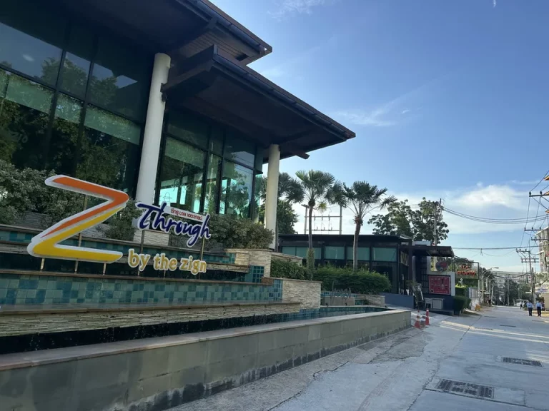 ホテル内のショップ外観