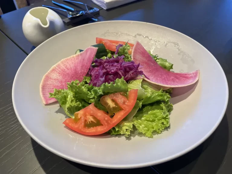夕食サラダ