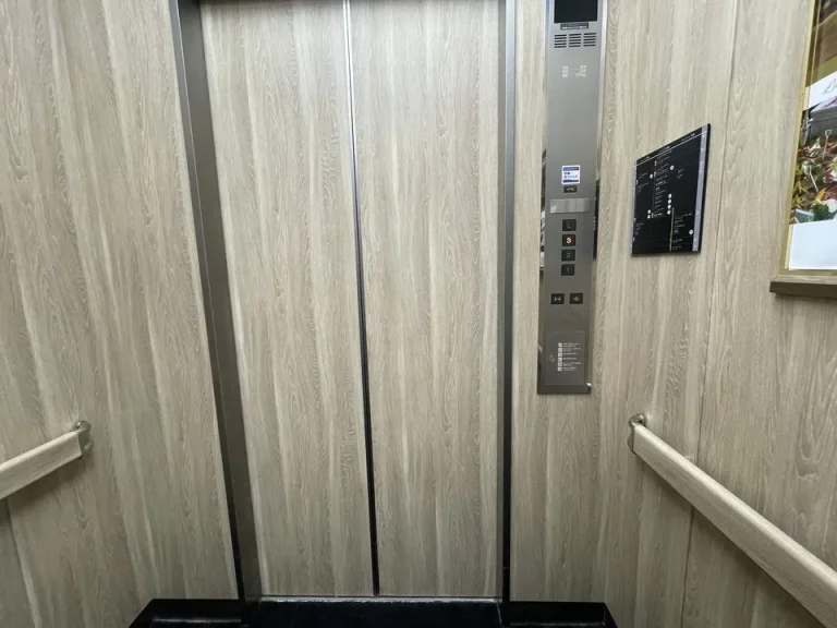 スパ棟エレベーター